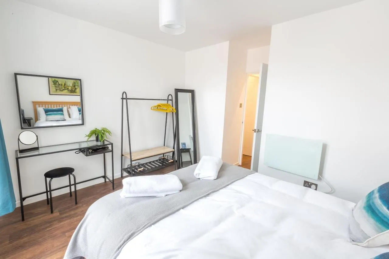 Chester Stays - Lovely Apartment In The Heart Of Chester With Free Parking